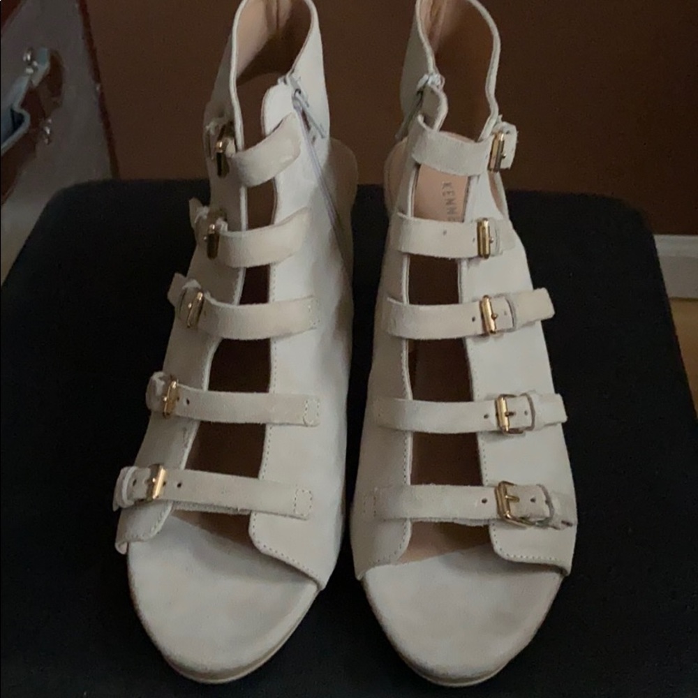 Kenneth Cole Herls